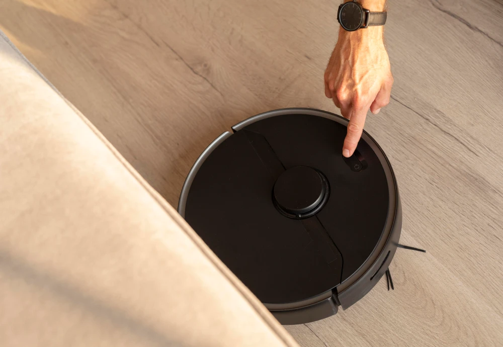 robot vacuum cleaner sweeping and mopping